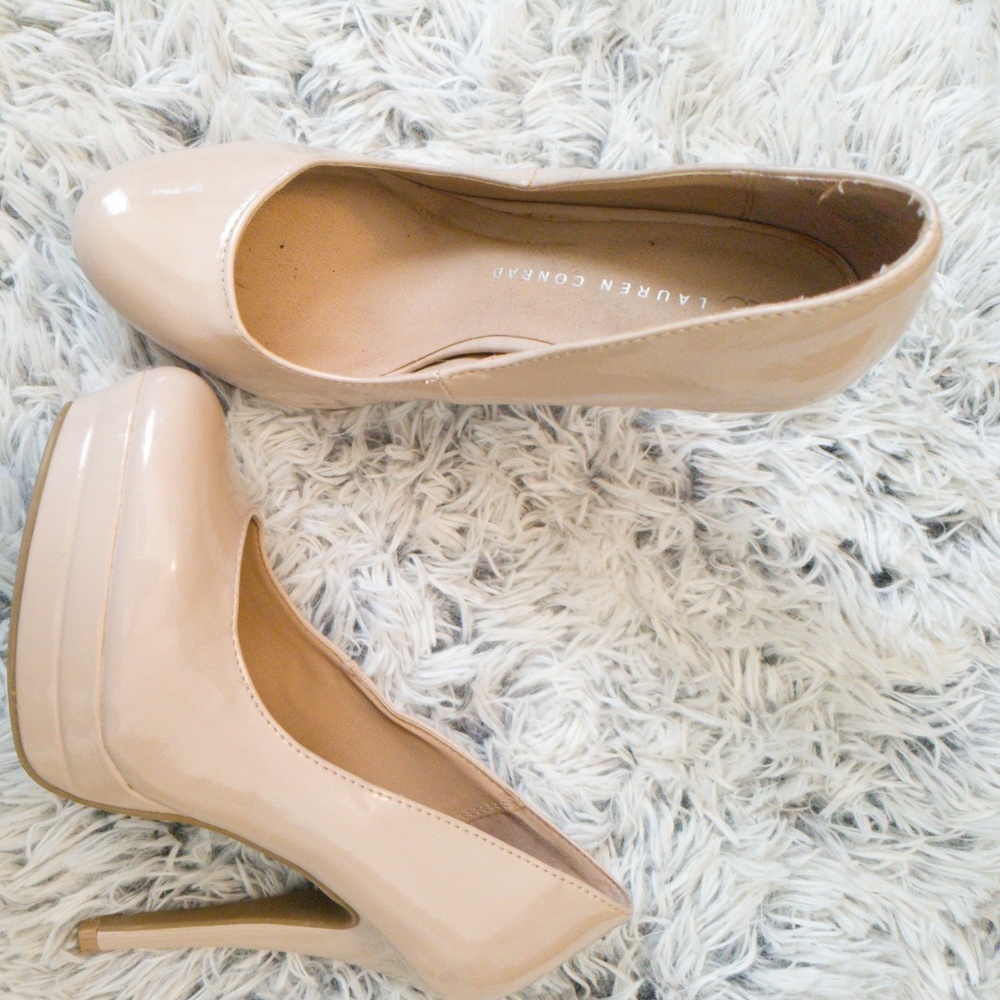 Lauren Conrad Pumps
